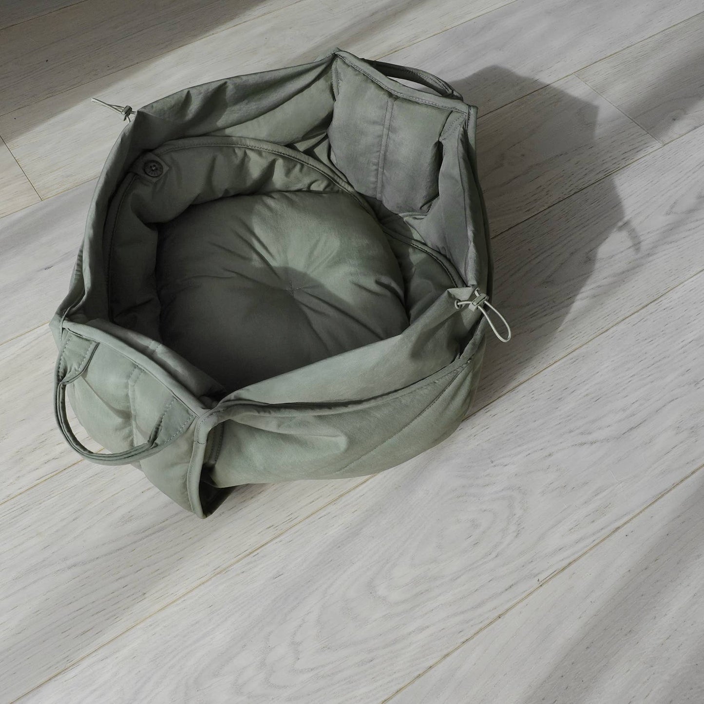 Petite Pet Carrycot